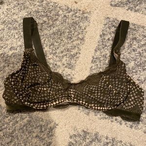 Victoria’s Secret Bralette 34B
